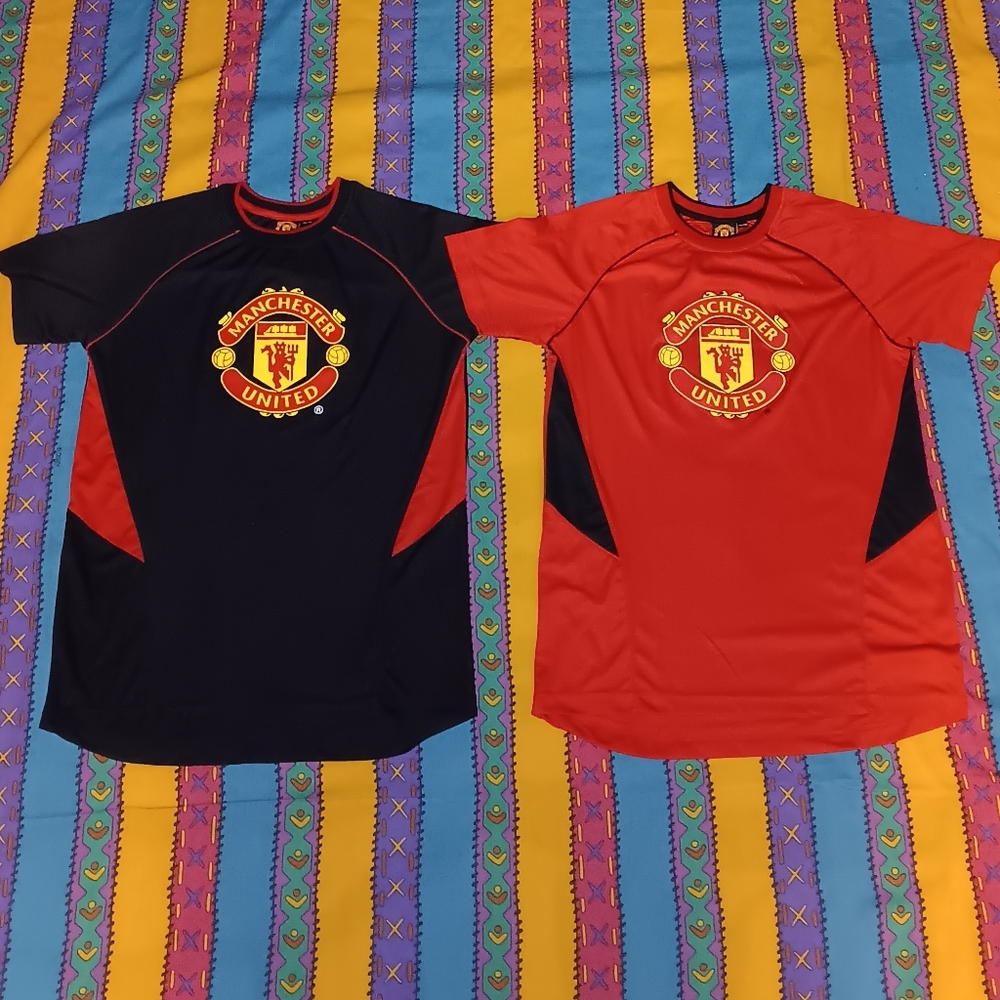 2 Manchester United Authentic Soccer Jersey Bundle Lot Vintage Football